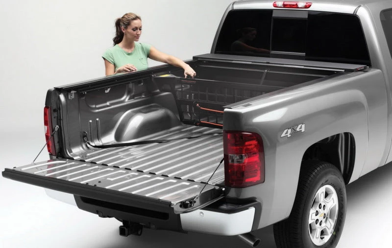 Roll-N-Lock 04-06 Toyota Tundra Double Cab SB 74-5/16in Cargo Manager 9 Roll-N-Lock 04-06 Toyota Tundra Double Cab SB 74-5/16in Cargo Manager - Image 7