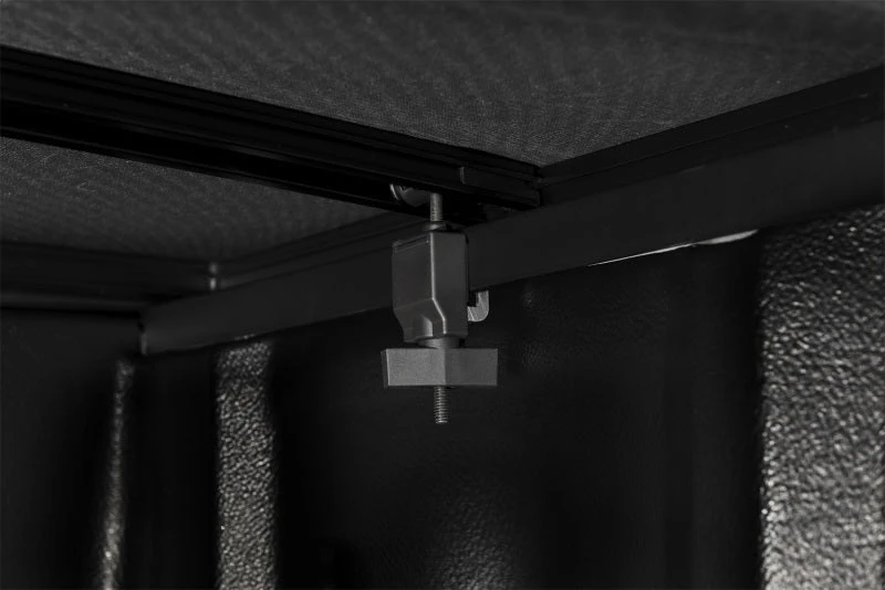 Extang 14-21 Toyota Tundra LB (8ft) (w/Rail System) Trifecta Signature 2.0 9 Extang 14-21 Toyota Tundra LB (8ft) (w/Rail System) Trifecta Signature 2.0 - Image 7