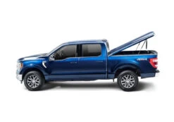 UnderCover Ford F-250/F-350 6.8ft Elite LX Bed Cover - Blue Jeans -Esptruck Shop 1805ca070897c93b69a2191878f25df5 d67175d0 be3f 477b 8655 21ee8730992a