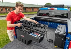 UnderCover Ford Maverick Drivers Side Swing Case -Esptruck Shop 3297df74ccadd4698a6226f0cd014538