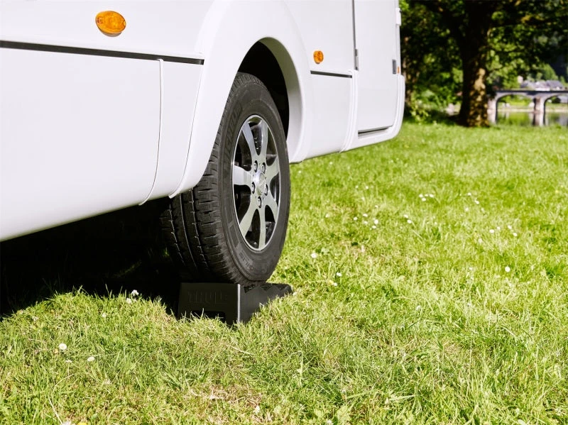 Thule Park Levelers Black 8 Thule Park Levelers Black - Image 6