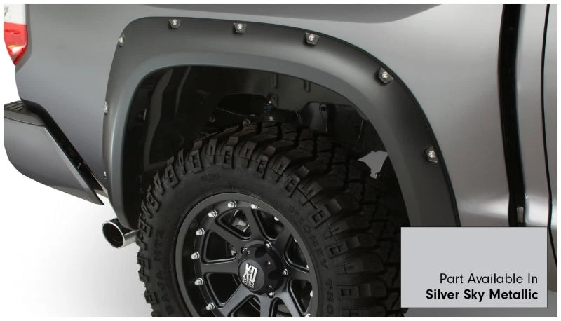 Bushwacker 16-18 Toyota Tundra Fleetside Pocket Style Flares 4pc 66.7/78.7/97.6in Bed - Silver Sky 10 Bushwacker 16-18 Toyota Tundra Fleetside Pocket Style Flares 4pc 66.7/78.7/97.6in Bed - Silver Sky - Image 8