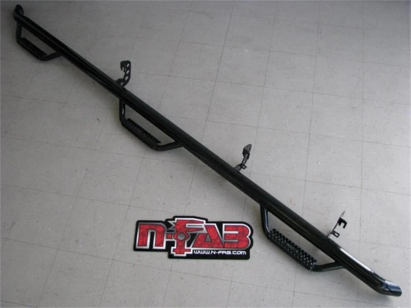 N-Fab Nerf Step 07-17 Toyota Tundra Double Cab 6.5ft Bed - Gloss Black - Bed Access - 3in 4 N-Fab Nerf Step 07-17 Toyota Tundra Double Cab 6.5ft Bed - Gloss Black - Bed Access - 3in - Image 2