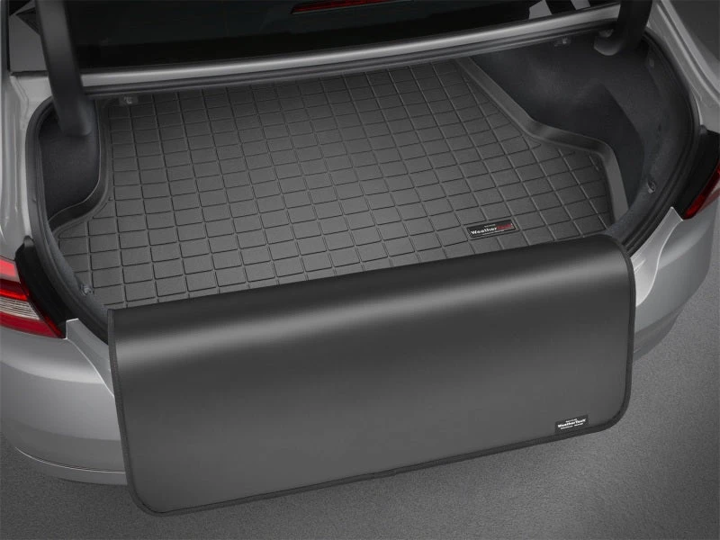 WeatherTech 14+ Jeep Cherokee Cargo Liner W/ Bumper Protector - Black 5 WeatherTech 14+ Jeep Cherokee Cargo Liner W/ Bumper Protector - Black - Image 3