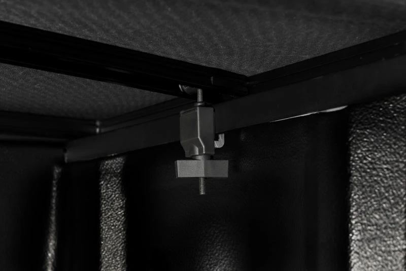 Extang 14-21 Toyota Tundra LB (8ft) (w/Rail System) Trifecta Signature 2.0 12 Extang 14-21 Toyota Tundra LB (8ft) (w/Rail System) Trifecta Signature 2.0 - Image 10