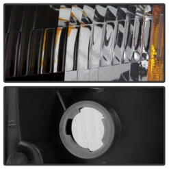 Spyder XTune 01-04 Ford Escape OEM Style Headlights - Black (HD-JH-FESCA01-AM-BK) -Esptruck Shop 9e362e65a76f289c4c90e14dc97ff56d