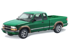 Bushwacker 95-05 Chevy Blazer Extend-A-Fender Style Flares 4pc Excludes ZR2 Flare Package - Black -Esptruck Shop a84ce0a548b5d1e298cdadadd3ce8e11