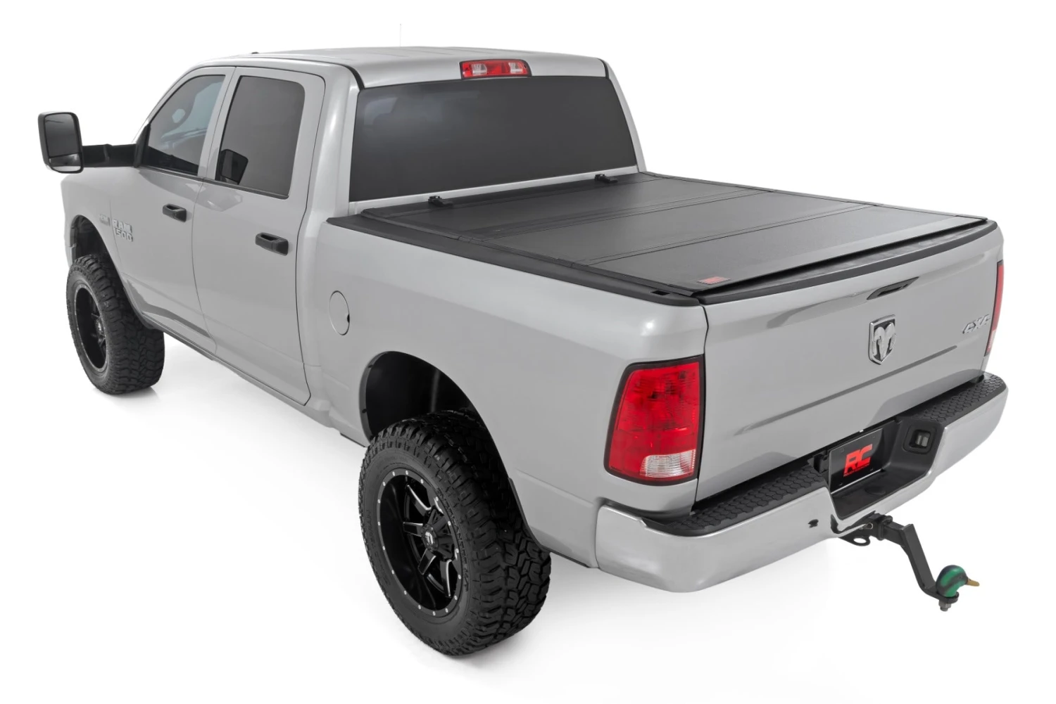 Hard Tri-Fold Flip Up Bed Cover - 5'7 In. Bed - Ram 1500 (09-18) 5 Hard Tri-Fold Flip Up Bed Cover - 5'7 In. Bed - Ram 1500 (09-18) - Image 3