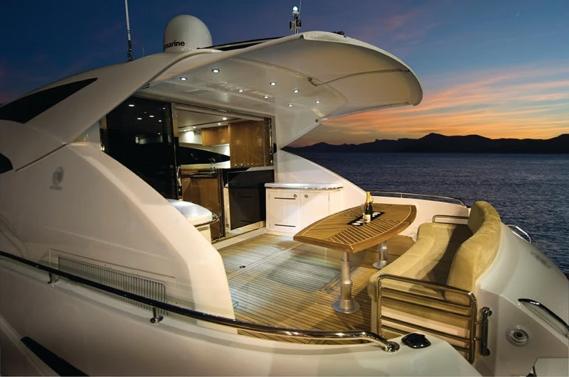 Hella 0500 Series Slim Line White 12V DC Round Soft LED Courtesy Light W/ White Plastic Rim 12 Hella 0500 Series Slim Line White 12V DC Round Soft LED Courtesy Light W/ White Plastic Rim - Image 10