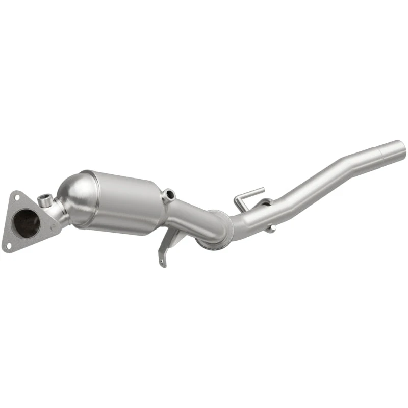 Magnaflow Conv DF 11-15 Volkswagen Touareg V6 3.6 OEM Underbody 4 Magnaflow Conv DF 11-15 Volkswagen Touareg V6 3.6 OEM Underbody - Image 2