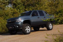 7.5 Inch Lift Kit - N3 Struts - Chevy Avalanche 1500 2WD 4WD -Esptruck Shop gm lift kit 208 installed 1 1