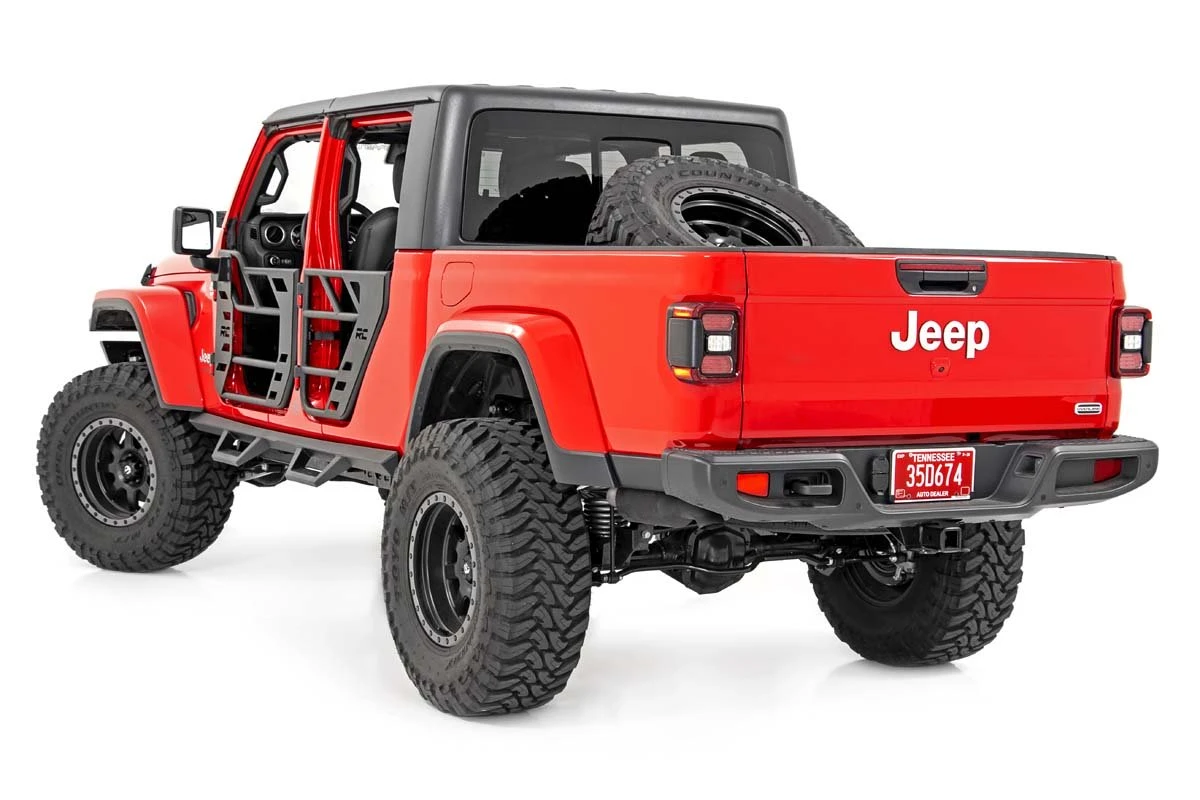 Rough Country Contoured Drop Steps - Jeep Gladiator JT 4WD (2020-2022) 5 Rough Country Contoured Drop Steps - Jeep Gladiator JT 4WD (2020-2022) - Image 3